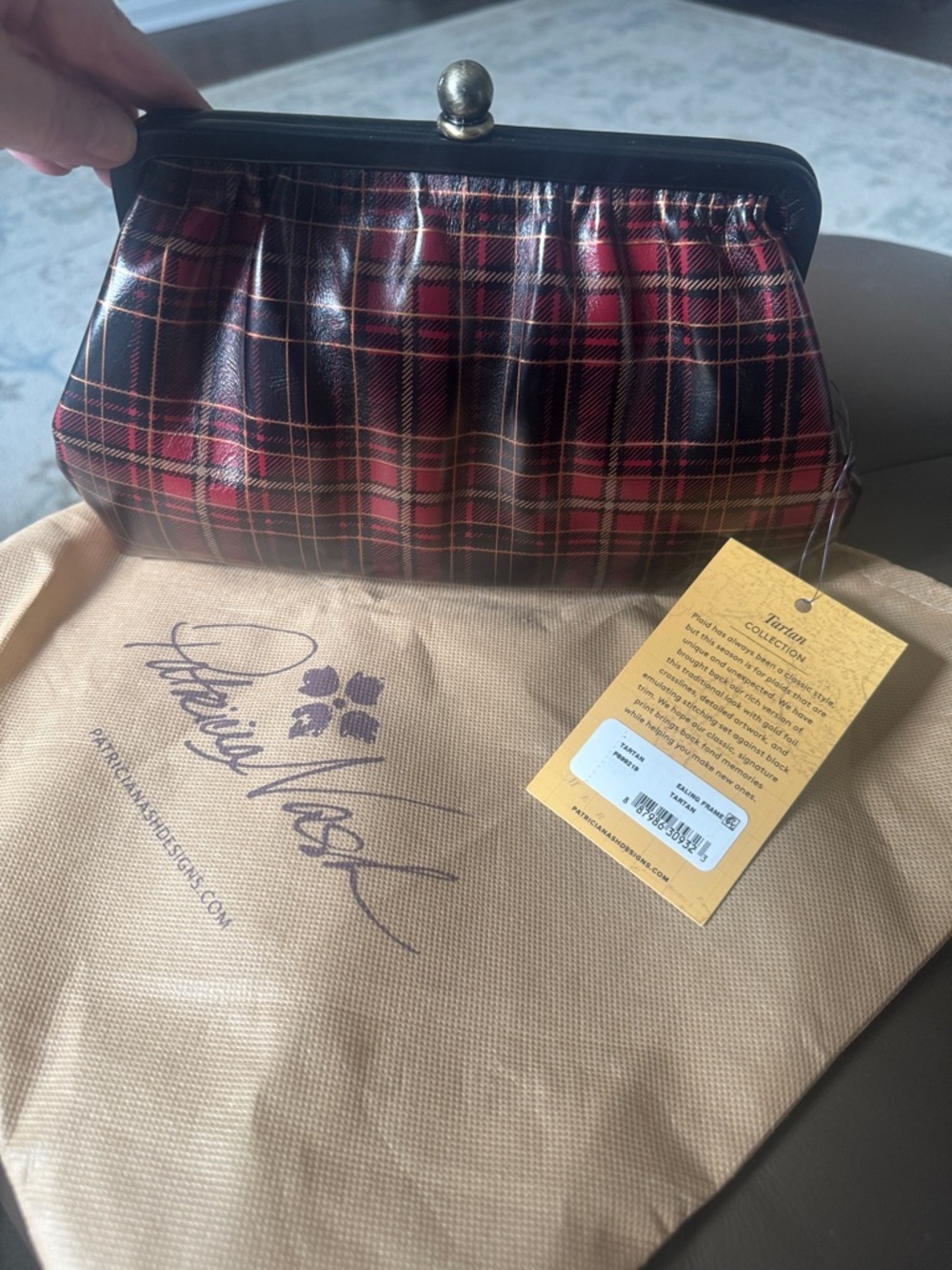 Patricia Nash Ealing Frame Crossbody Red Tartan Plaid NWT Kisslock Clutch